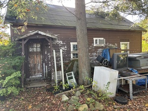 Homes for sale in Naugatuck, CT | 1405 New Haven Rd, Naugatuck, CT 06770 | MLS# 24132397