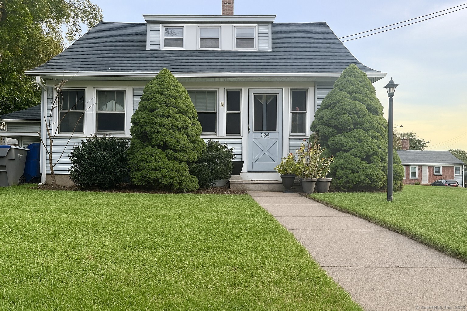 160 Wolcott, Bristol, 06010, 7 Bedrooms Bedrooms, 0 ,3 BathroomsBathrooms,Multi-family For Sale,For Sale,Wolcott,0,24132507