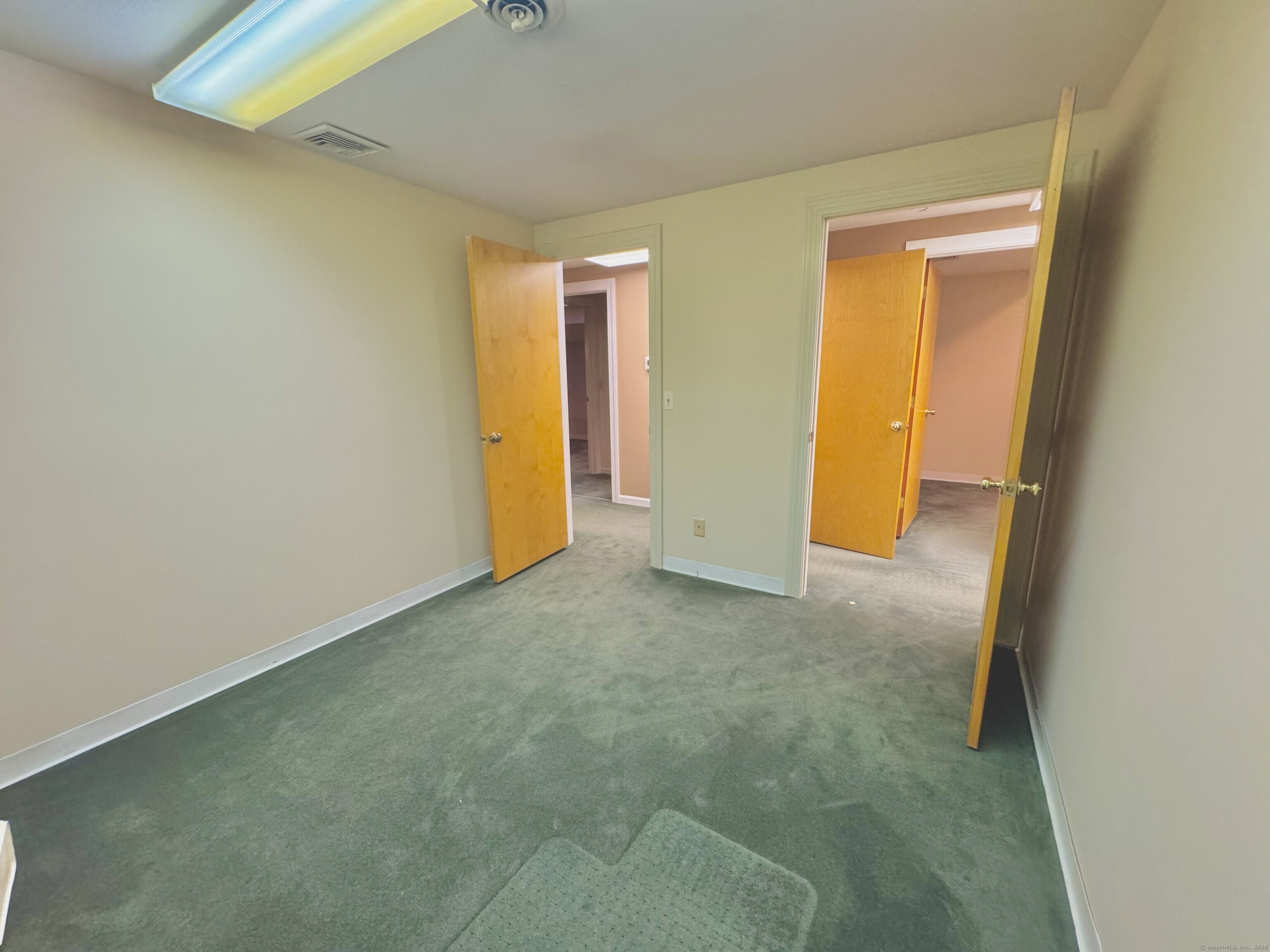 160 Wolcott, Bristol, 06010, 7 Bedrooms Bedrooms, 0 ,3 BathroomsBathrooms,Multi-family For Sale,For Sale,Wolcott,0,24132507