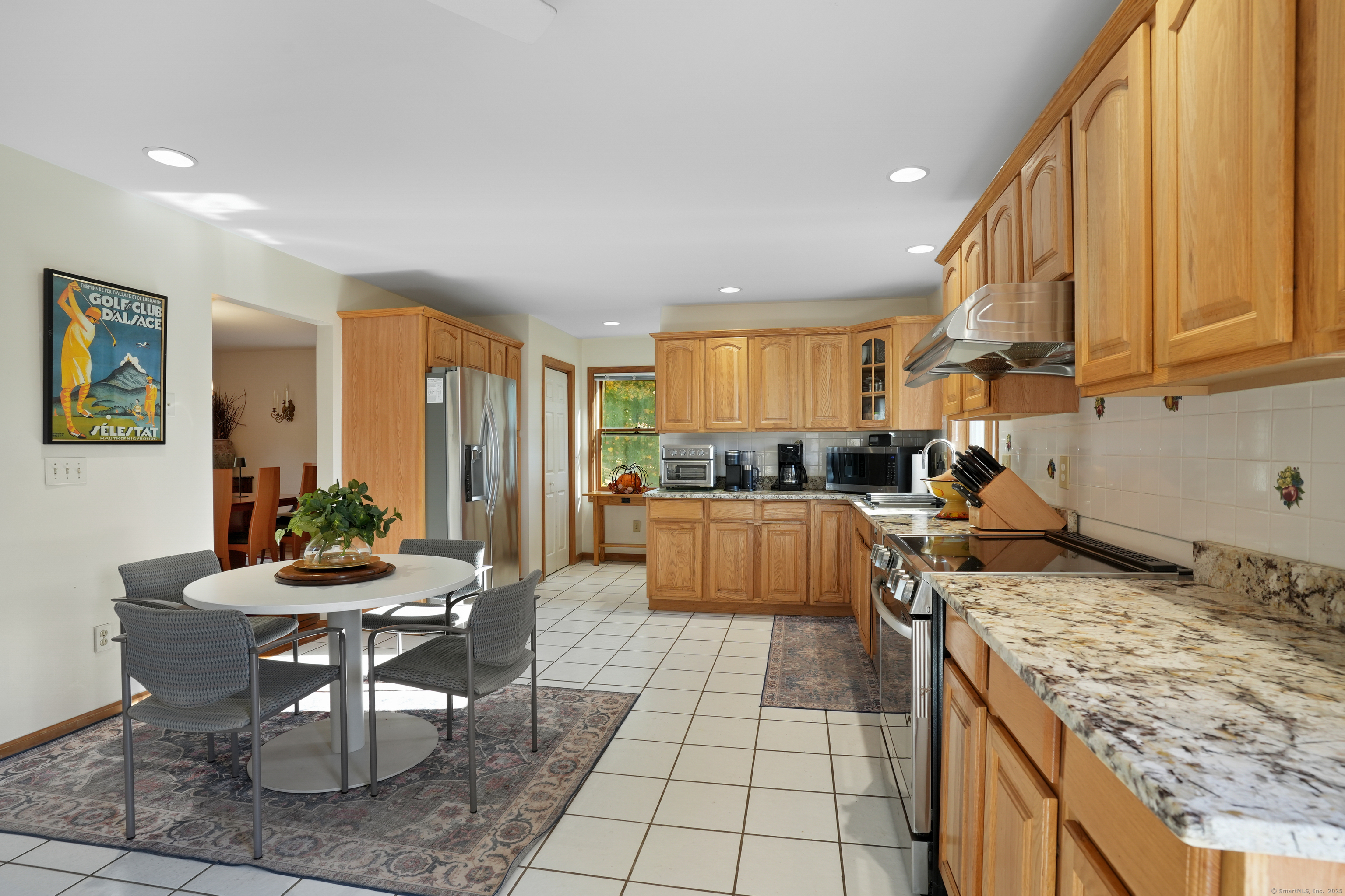 128 Carmen Hill, New Milford, 06776, 4 Bedrooms Bedrooms, 0 ,2 BathroomsBathrooms,Single Family For Sale,For Sale,Carmen Hill,0,24132013