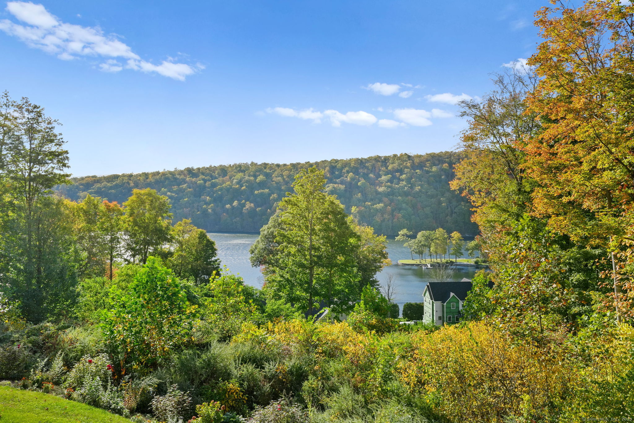 128 Carmen Hill, New Milford, 06776, 4 Bedrooms Bedrooms, 0 ,2 BathroomsBathrooms,Single Family For Sale,For Sale,Carmen Hill,0,24132013