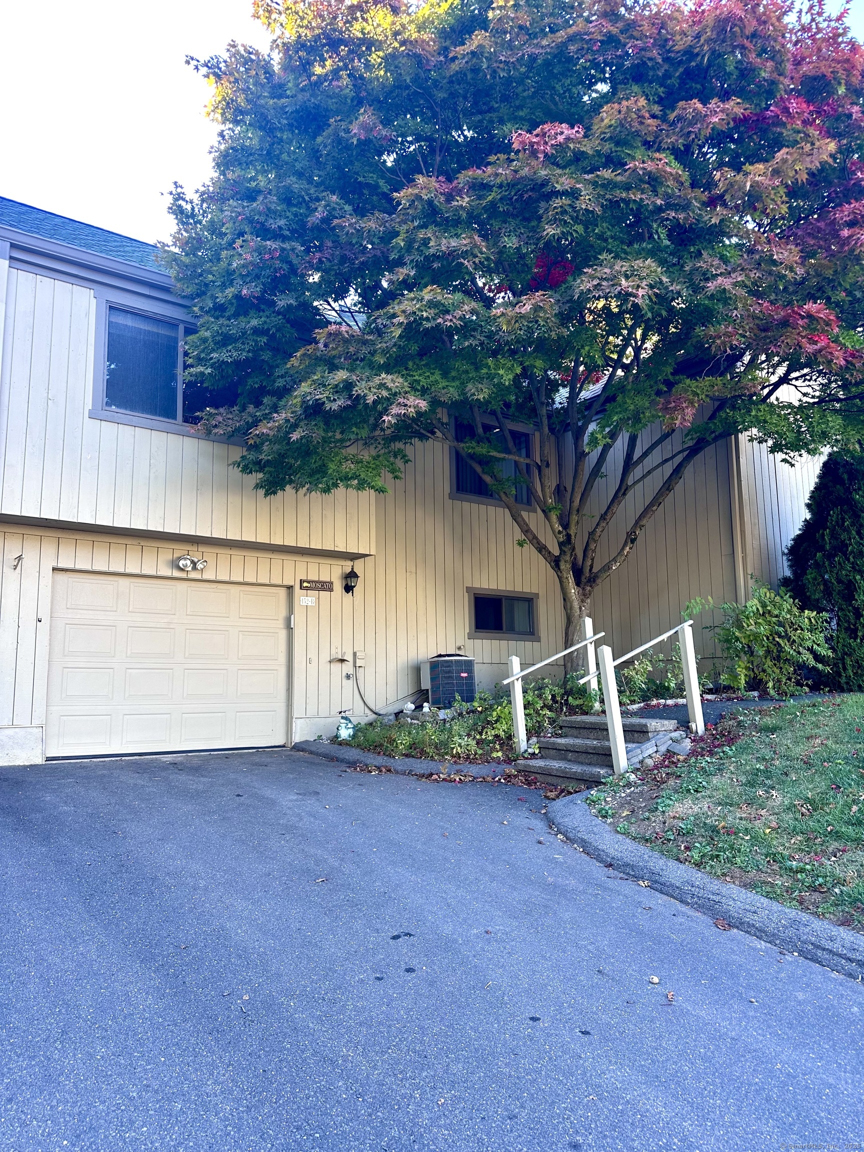 152 Apache, Stratford, 06614, 2 Bedrooms Bedrooms, 0 ,2 BathroomsBathrooms,Residential Rental,For Sale,Apache,0,24132566