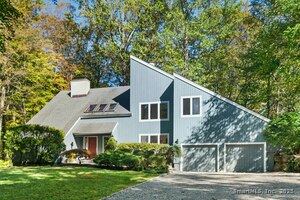 Homes for sale in Redding, CT | 90 Old Stagecoach Rd, Redding, CT 06896 | MLS# 24132001