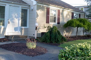 Homes for sale in Cromwell, CT | 17 Oakwood Manor, Cromwell, CT 06416 | MLS# 24129441