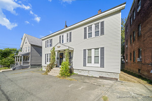 Homes for sale in Enfield, CT | 12 Thompson Ct, Enfield, CT 06082 | MLS# 24132226