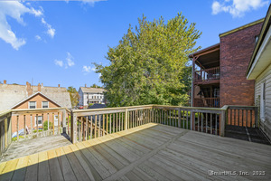 Homes for sale in Enfield, CT | 12 Thompson Ct, Enfield, CT 06082 | MLS# 24132226