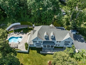 Homes for sale in Greenwich, CT | 7 Curt Ter, Greenwich, CT 06831 | MLS# 24132781