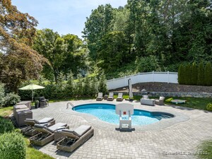 Homes for sale in Greenwich, CT | 7 Curt Ter, Greenwich, CT 06831 | MLS# 24132781