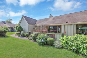 Homes for sale in Stratford, CT | 617 Cherokee Ln #B, Stratford, CT 06614 | MLS# 24132771