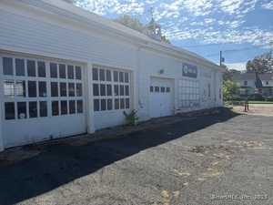 Homes for sale in Madison, CT | 905 Boston Post Rd, Madison, CT 06443 | MLS# 24132834