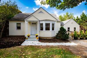 Homes for sale in Chester, CT | 79 Middlesex Ave, Chester, CT 06412 | MLS# 24131519