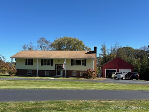 Homes for sale in Columbia, CT | 129 Pine St, Columbia, CT 06237 | MLS# 24132693