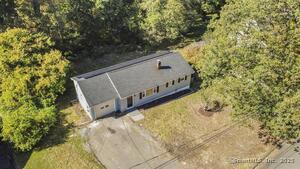 Homes for sale in Danbury, CT | 3 Horseshoe Dr, Danbury, CT 06811 | MLS# 24132887