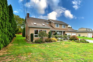 Homes for sale in East Haven, CT | 91 Angela Dr, East Haven, CT 06512 | MLS# 24132971