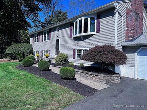 Homes for sale in North Haven, CT | 20 Fawn Ridge Dr, North Haven, CT 06473 | MLS# 24131774