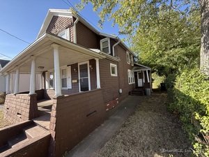 Homes for sale in West Haven, CT | 25 Richards St, West Haven, CT 06516 | MLS# 24133063