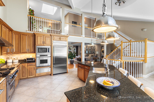 Homes for sale in Waterford, CT | 139 Oswegatchie Rd, Waterford, CT 06385 | MLS# 24131584