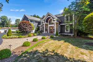 Homes for sale in Waterford, CT | 139 Oswegatchie Rd, Waterford, CT 06385 | MLS# 24131584