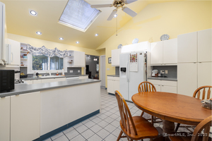 Homes for sale in Hamden, CT | 116 Bender Rd, Hamden, CT 06518 | MLS# 24133149