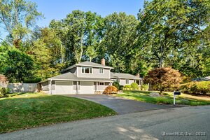 70 Winding Lane