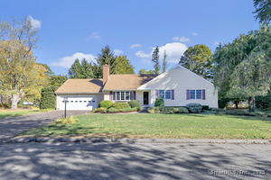 11 Laurel Street