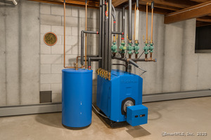 Homes for sale in Pomfret, CT | 698 Brayman Hollow Rd, Pomfret, CT 06259 | MLS# 24132841