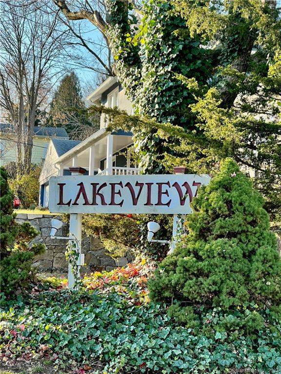 Homes for sale in Branford, CT | 3 Lakeview Dr #3, Branford, CT 06405 | MLS# 24133320