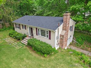 Homes for sale in East Lyme, CT | 3 Pattagansett Ct, East Lyme, CT 06357 | MLS# 24133300