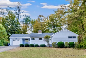 211 Tanglewood Road