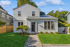 21 Maplewood Avenue