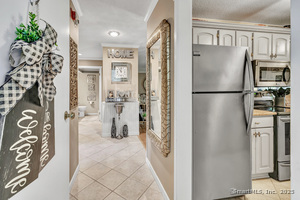 Homes for sale in Southbury, CT | 176 Heritage Vlg #B, Southbury, CT 06488 | MLS# 24133427