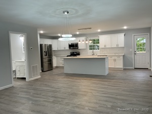 Homes for sale in West Haven, CT | 14 Homestead Ave, West Haven, CT 06516 | MLS# 24133582