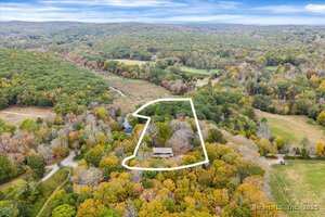 Homes for sale in North Stonington, CT | 39 Hewitt Rd, North Stonington, CT 06359 | MLS# 24133609