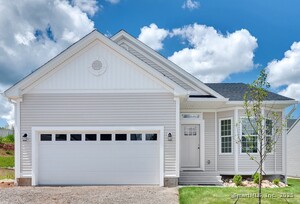 Homes for sale in Middletown, CT | Unit 2 41 Webster Ln #2-41, Middletown, CT 06457 | MLS# 24133669