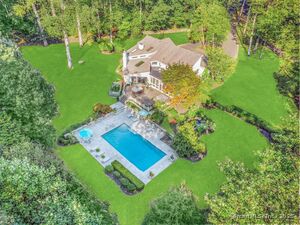 6 Nutcracker Lane