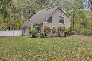 Homes for sale in Prospect, CT | 14 Farmwood Dr, Prospect, CT 06712 | MLS# 24124845