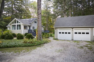 Homes for sale in Weston, CT | 4 Colony Rd, Weston, CT 06883 | MLS# 24133742