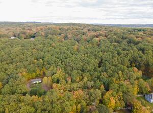 Homes for sale in Newtown, CT | 1 Turkey Hill Ter, Newtown, CT 06470 | MLS# 24133839