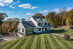 Homes for sale in Warren, CT | 8 Bobcat Ln, Warren, CT 06754 | MLS# 24133854