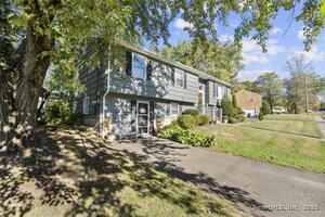 Homes for sale in West Haven, CT | 23 Meadowbrook Rd, West Haven, CT 06516 | MLS# 24133882