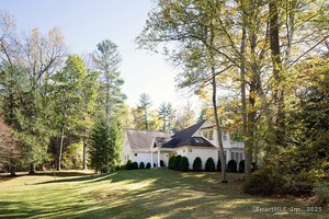 Homes for sale in Salisbury, CT | 19 Hemlock Ln, Salisbury, CT 06068 | MLS# 24133655