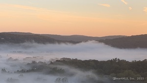 Homes for sale in Ridgefield, CT | 10 Hillcrest Ct, Ridgefield, CT 06877 | MLS# 24114294