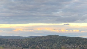 Homes for sale in Ridgefield, CT | 10 Hillcrest Ct, Ridgefield, CT 06877 | MLS# 24114294