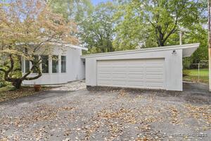 Homes for sale in Monroe, CT | 999 Monroe Turnpike, Monroe, CT 06468 | MLS# 24132138