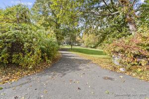 Homes for sale in Monroe, CT | 999 Monroe Turnpike, Monroe, CT 06468 | MLS# 24132138