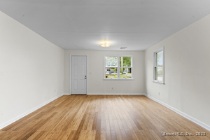 Homes for sale in Waterbury, CT | 51 Clover St, Waterbury, CT 06706 | MLS# 24134085