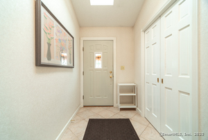 Homes for sale in Hamden, CT | 18 Ingram St, Hamden, CT 06517 | MLS# 24133683