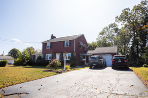 Homes for sale in East Hartford, CT | 33 Spruce Dr, East Hartford, CT 06111 | MLS# 24133969