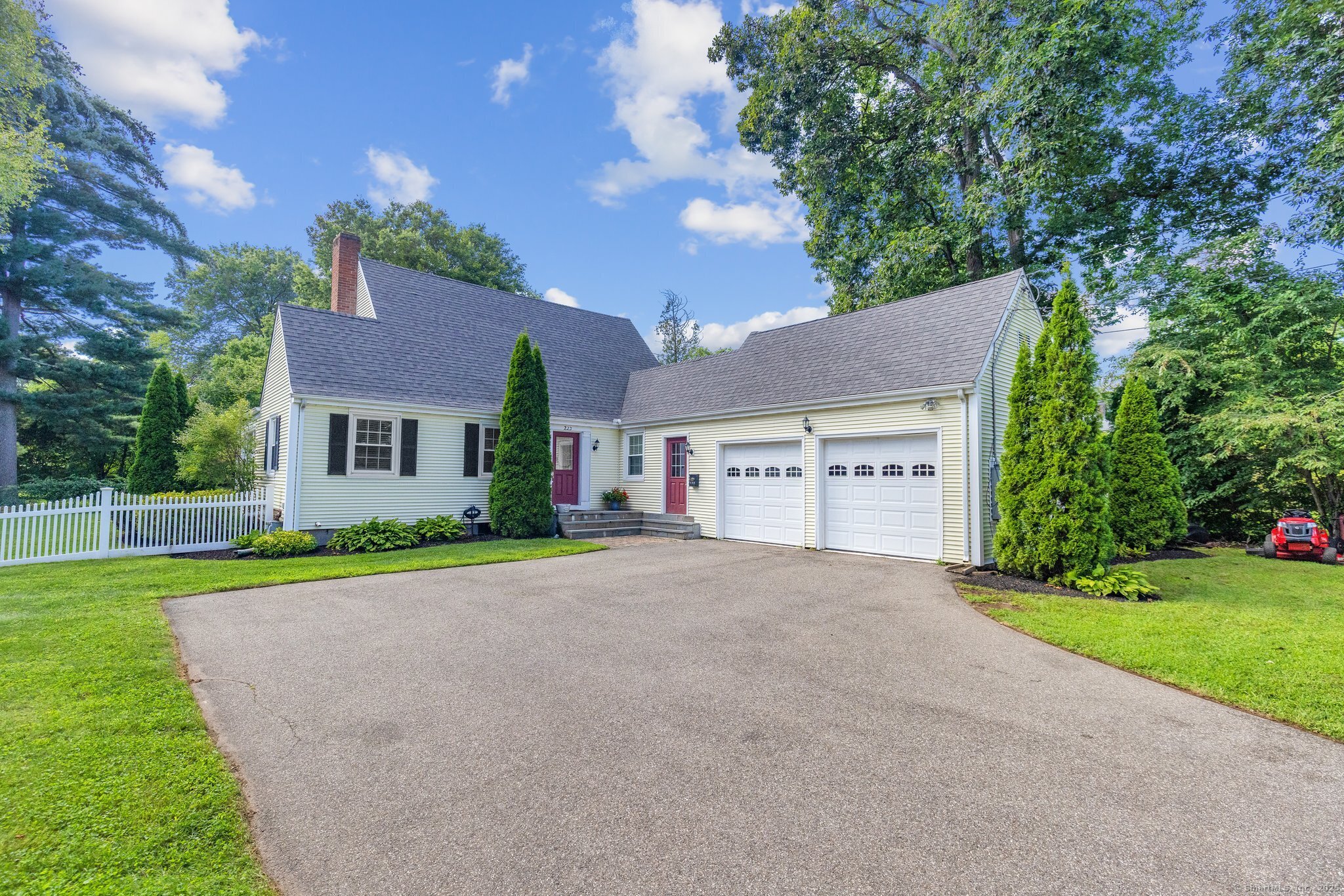 223 Main Street West Hartford CT