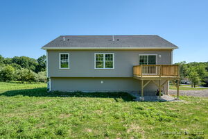 Homes for sale in Windham, CT | 121 Highland View Dr, Windham, CT 06266 | MLS# 24133450